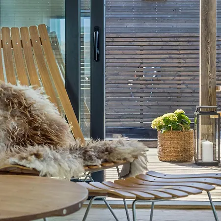 Designhytte Med Jacuzzi Sentralt I Lofoten