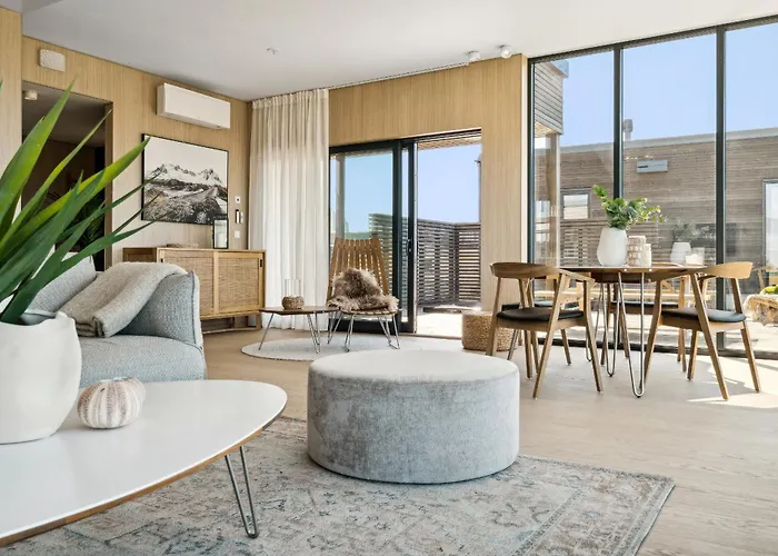 Casa de Férias Designhytte Med Jacuzzi Sentralt I Lofoten *