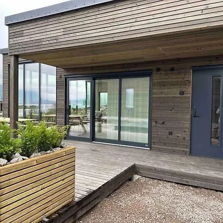 度假居 Designhytte Med Jacuzzi Sentralt I Lofoten *