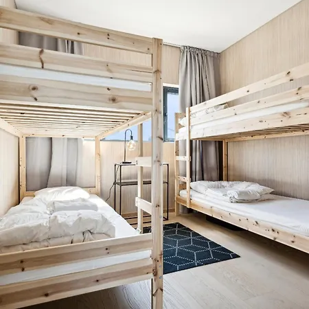 度假居 Designhytte Med Jacuzzi Sentralt I Lofoten *