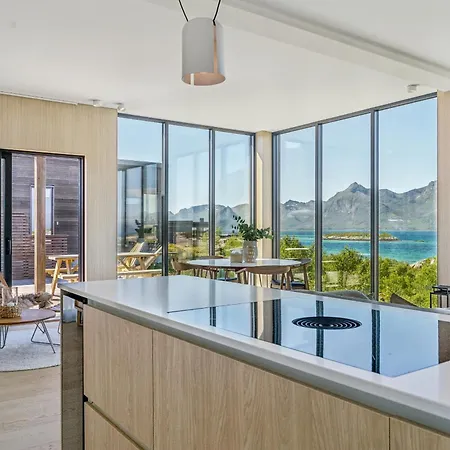 Designhytte Med Jacuzzi Sentralt I Lofoten