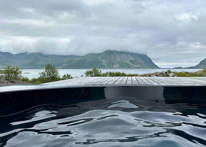 Дом отдыха Designhytte Med Jacuzzi Sentralt I Lofoten
